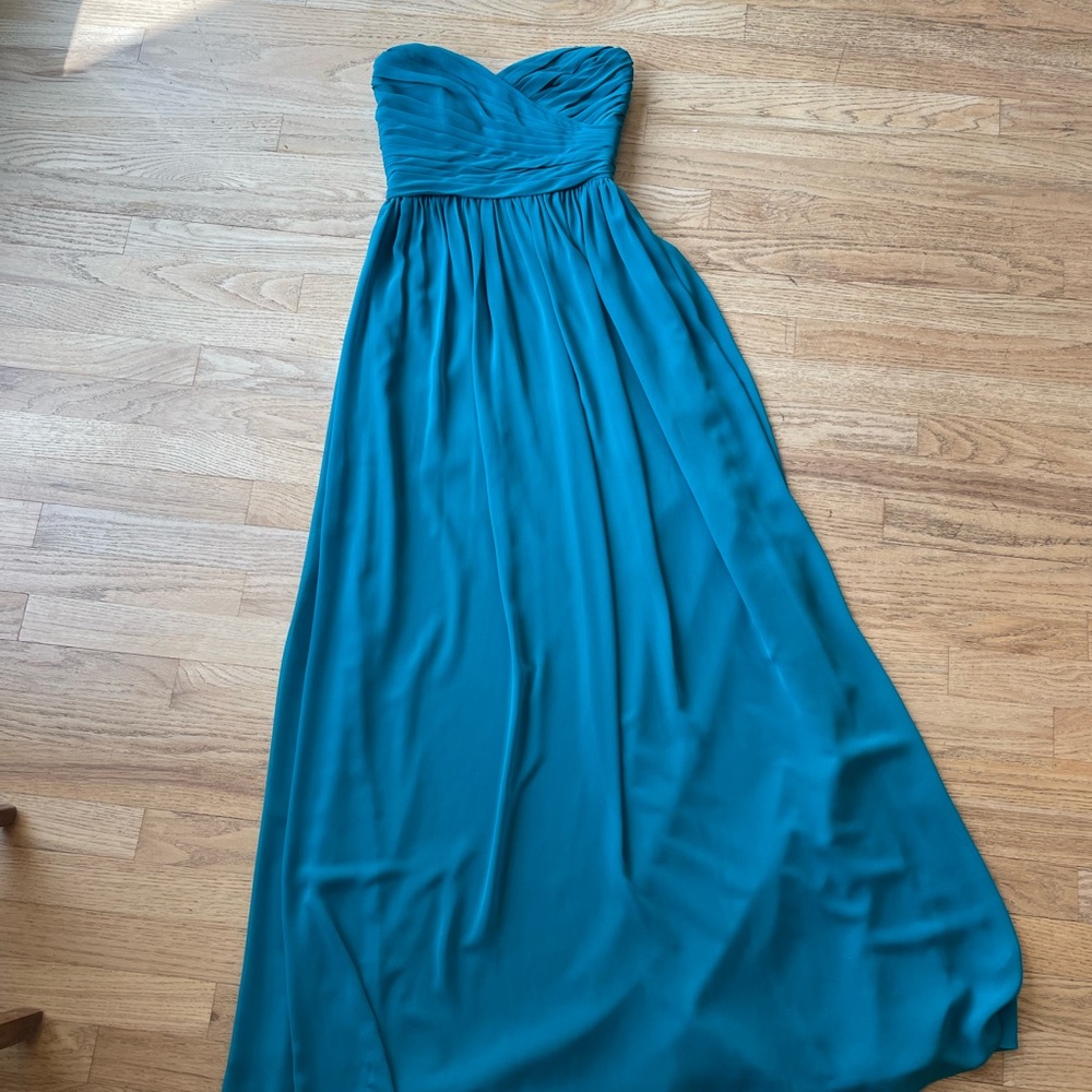 Monique Lhuillier dress